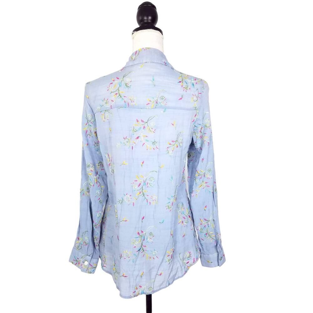 Hope Springs Floral Embroidery Twist Front Button Down Shirt Blue Size Medium - Picture 3 of 6